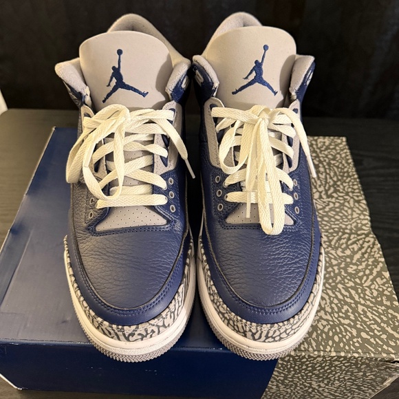 Jordan 3 Retro - Picture 6 of 10